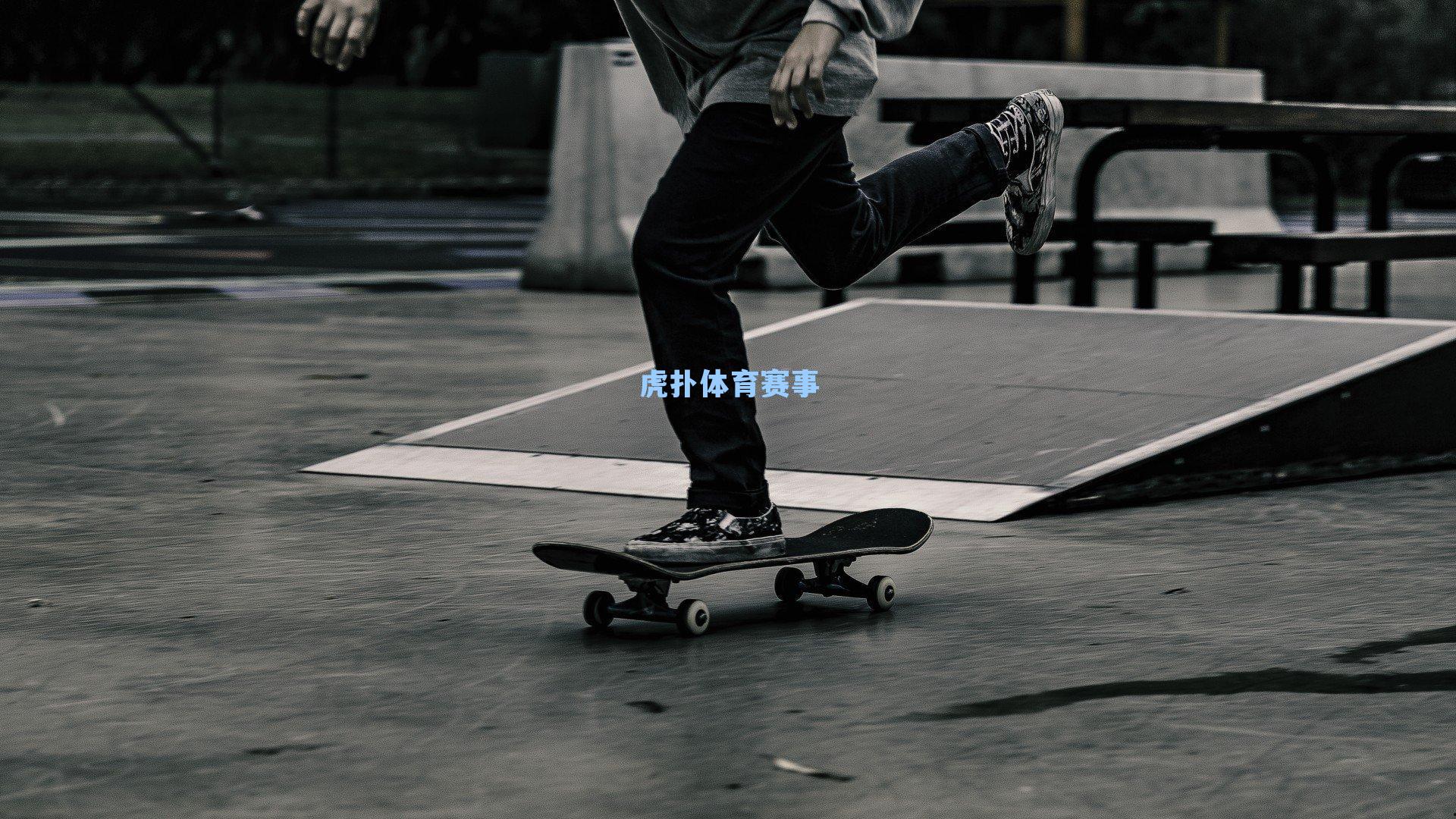 科尔透露库明加恢复进展，参与对抗训练成复出关键，周一状态待评估